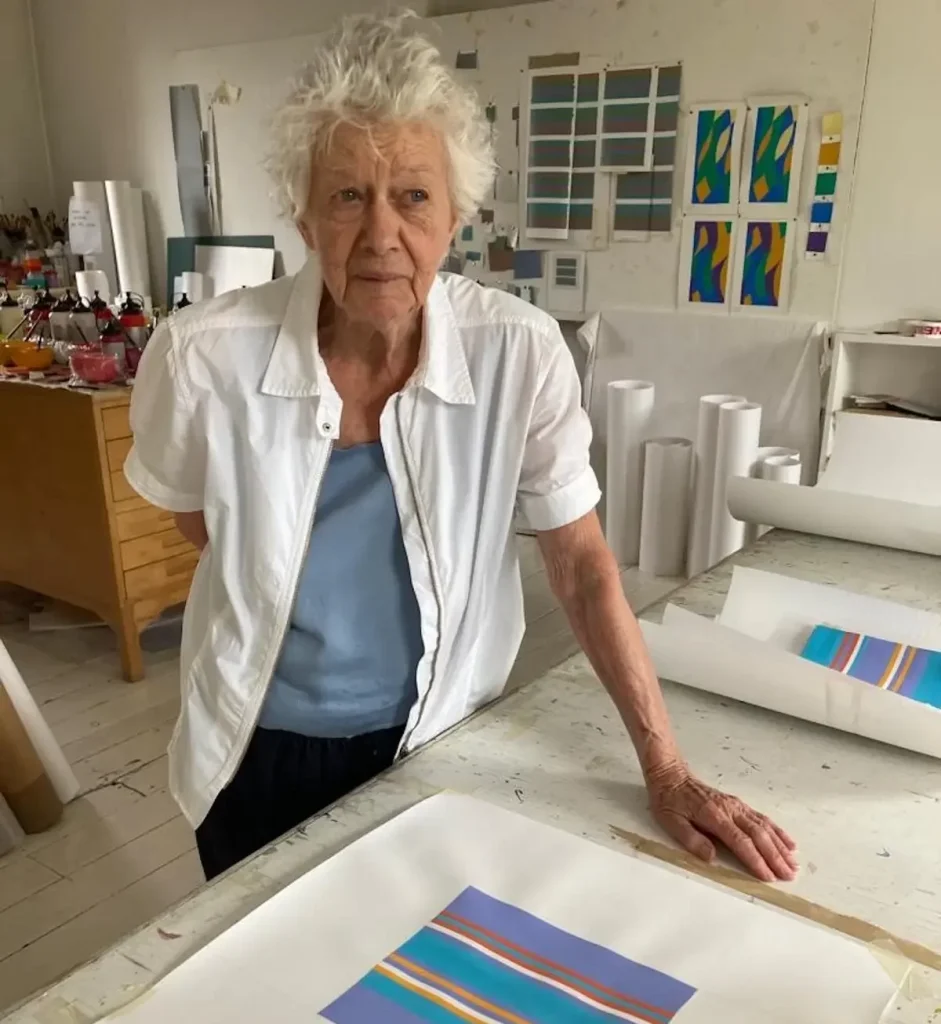 Bridget Riley’s Aria (Azure) brings optical art to the Yellow Building